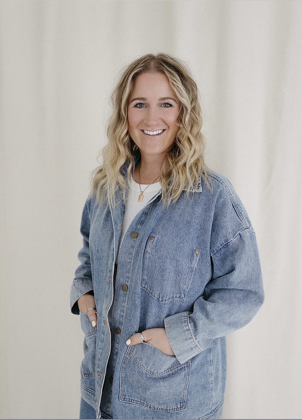 Denage Sauve, LPCC/LPC, trauma, EMDR, and couples therapist in Fargo, North Dakota